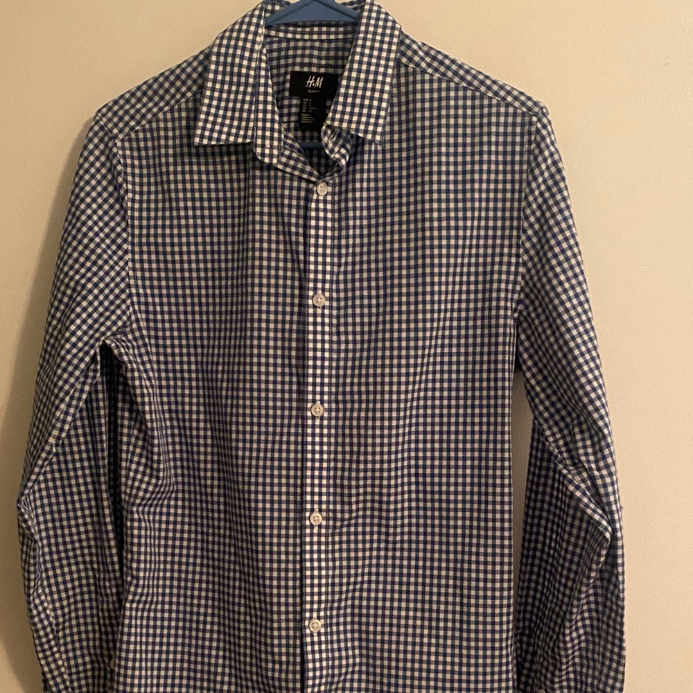 H&M Men's Navy and White Plaid Shirt